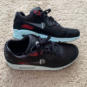 Nike AirMax Black Shoes Mens 9.5